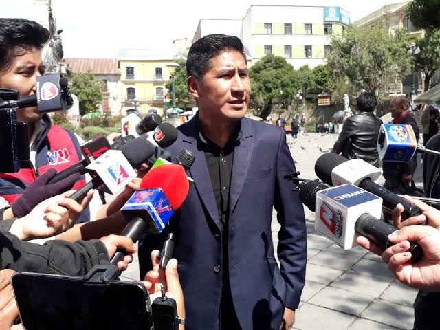 “Basta Ya” Comienza la Recolección de Firmas para Eliminar Rentas Vitalicias