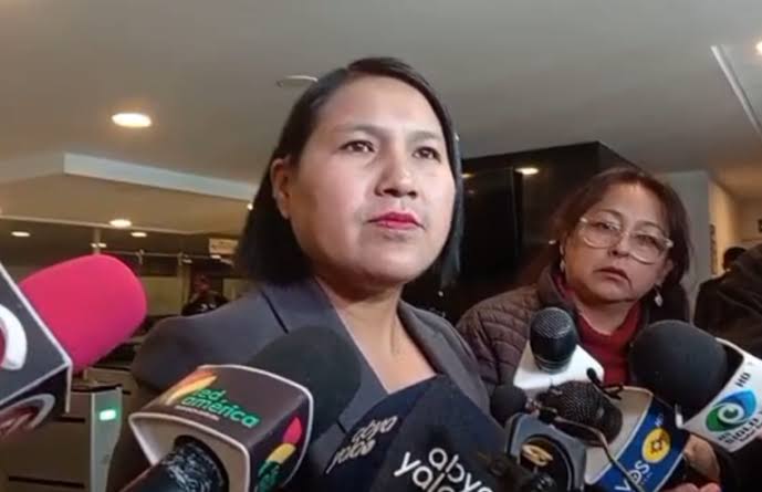 Pachacute critica a Paz por su viaje a Estados Unidos en medio de crisis por el diésel