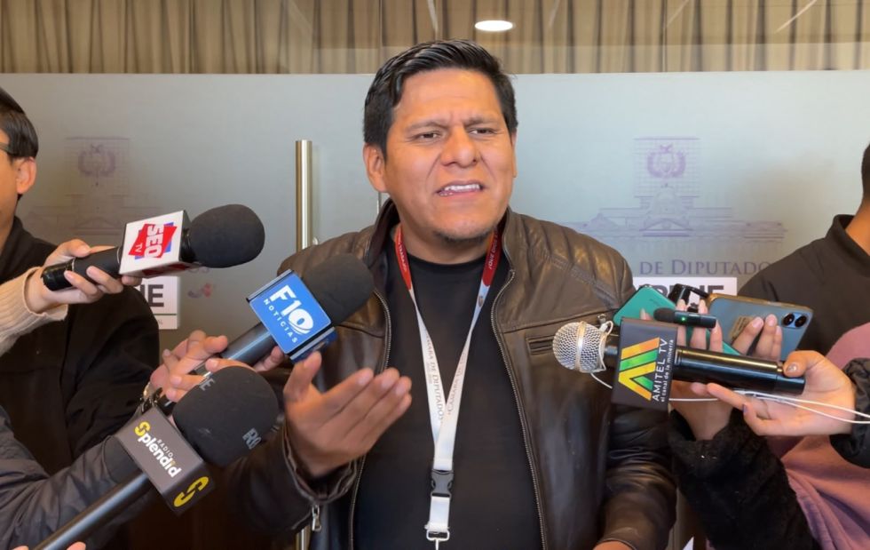 Diputado Pacheco denuncia posible intervención de EE.UU. en la justicia boliviana