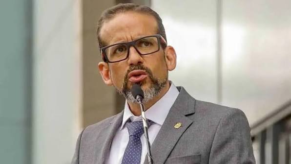 Luis Fernando Camacho asume como embajador de Bolivia en Paraguay