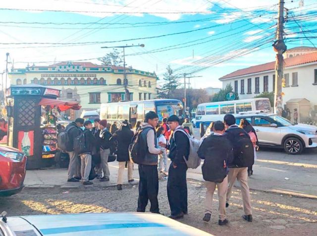 Juntas escolares de Potosí exigen conservar tarifa escolar