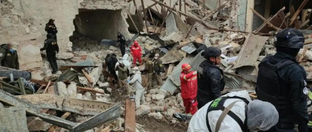 Cuerpos sin vida hallados en el cuartel de Viacha elevan el número de fallecidos
