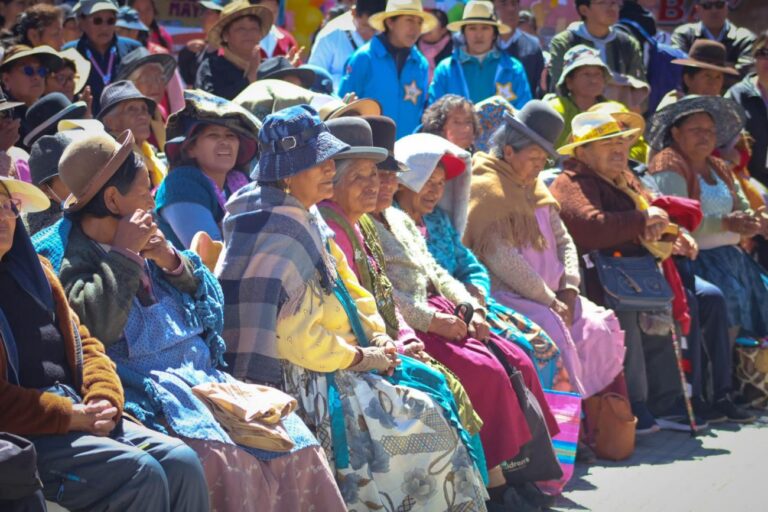 Oruro resalta por su enfoque en la salud geriátrica integral