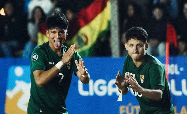 Bolivia Sub20 logra un emocionante triunfo 9-7 sobre Chile en fútbol playa