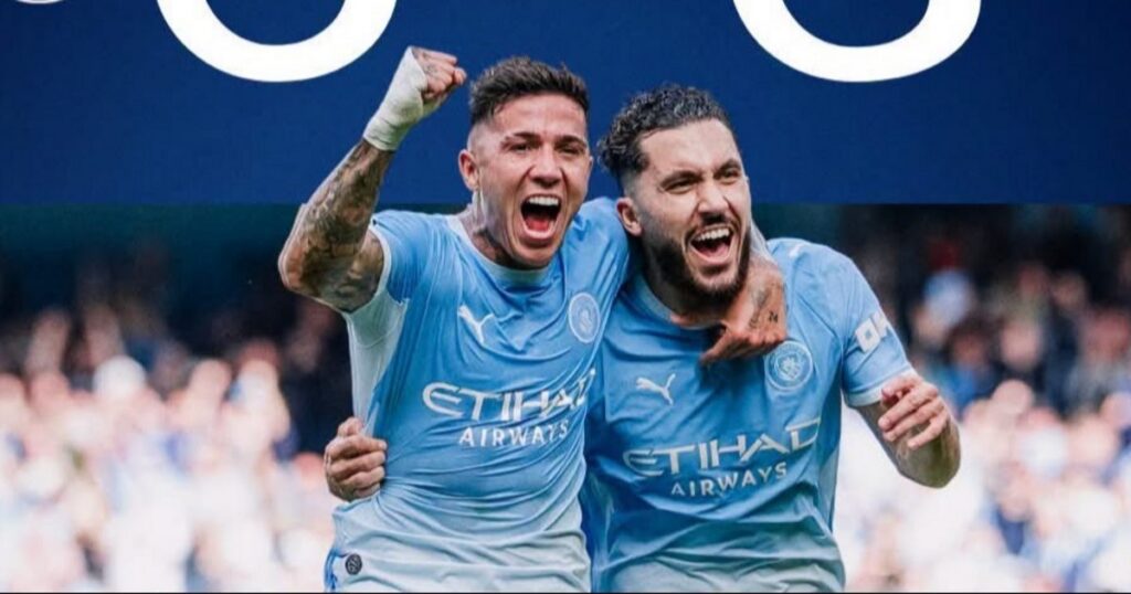 El Manchester City se adueña del liderato con una victoria emocionante