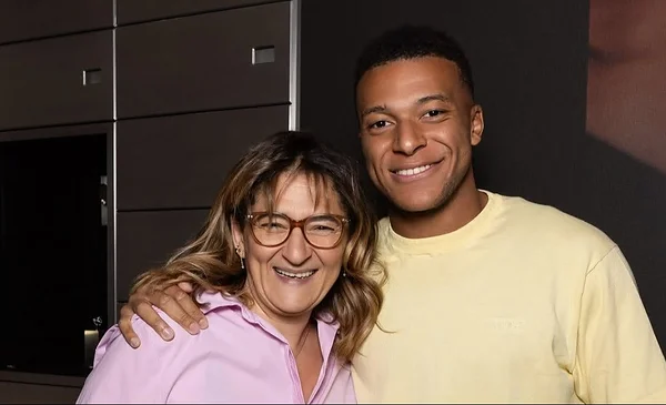 Kylian Mbappé celebra a su madre en su cumpleaños con un emotivo mensaje