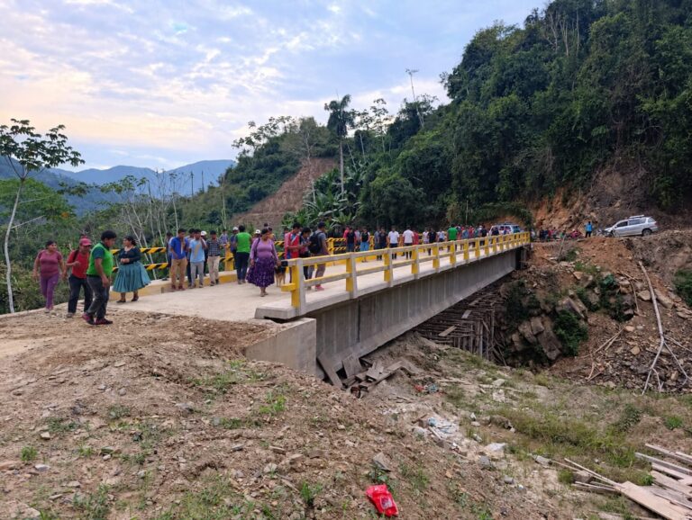 Inauguran puente vehicular en La Asunta para promover el desarrollo agrícola