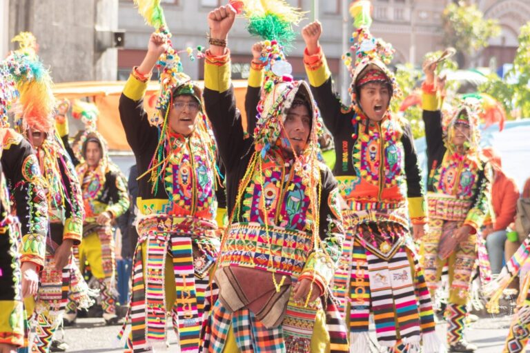 La Paz se llenará de ritmo con la XXXVII Entrada Universitaria de la UMSA