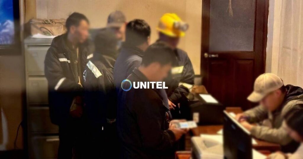 Detenidos 11 extranjeros y siete bolivianos por explotación minera en Sorata