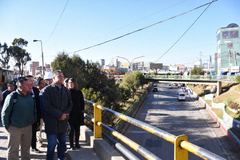 Avanzan proyectos para mejorar la Ceja de El Alto con un nuevo puente y plaza