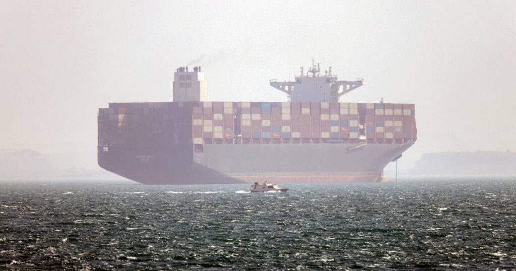 Irán asegura haber atacado un barco petrolero en el estrecho de Ormuz