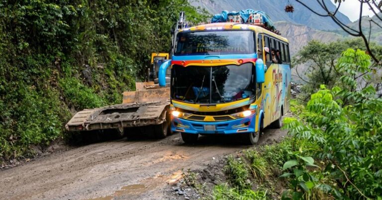 Choferes de los Yungas critican la conversión a GNV