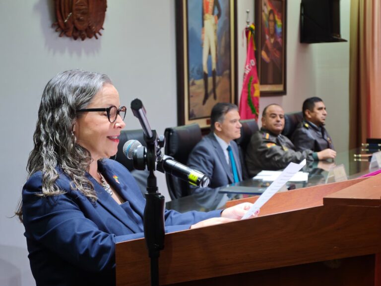 Bolivia acoge Taller Multinacional sobre Control de Multitudes con apoyo de EEUU