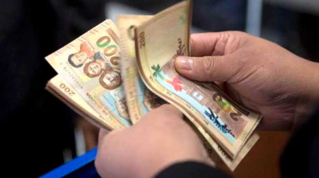 Vecinos de Potosí exigen reducción salarial a autoridades