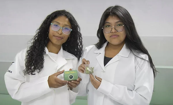 Vital Detox: jabones medicinales elaborados por estudiantes de Bioquímica y Farmacia