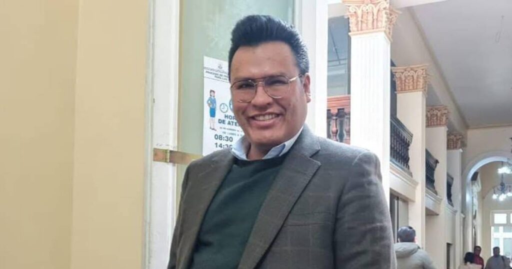 Israel Campero solicita pruebas ante las acusaciones de EE.UU.