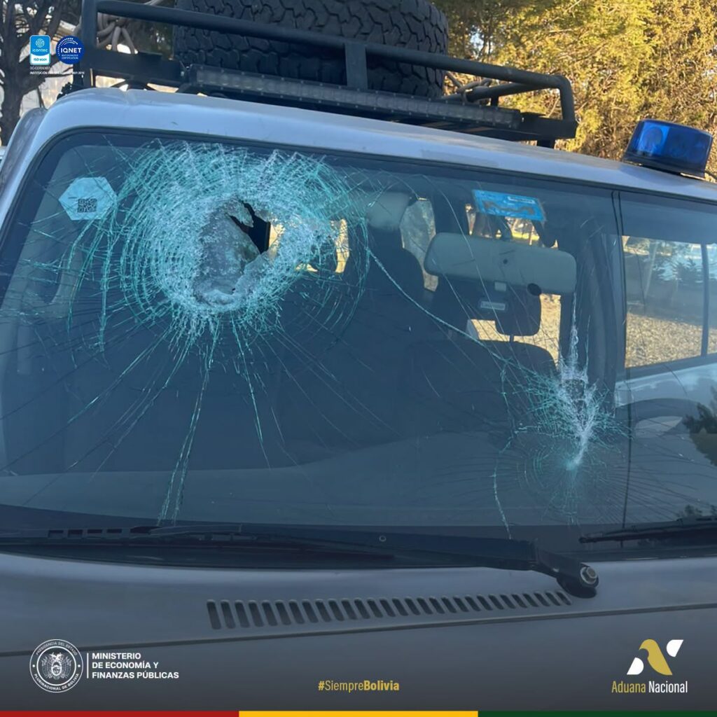 Dos funcionarios de la Aduana resultan heridos en operativo contra el contrabando