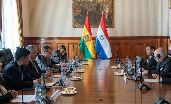Bolivia y Paraguay fijan su frontera después de 88 años de disputas