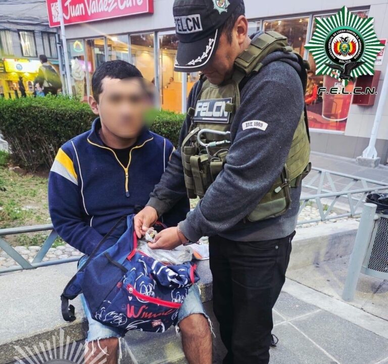 Detienen a un hombre con marihuana en el centro de La Paz