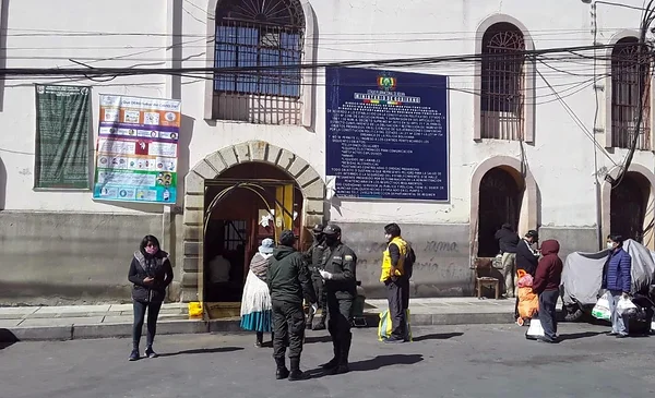 Un ejemplo de superación: se gradúa en Sociología tras estudiar en la cárcel