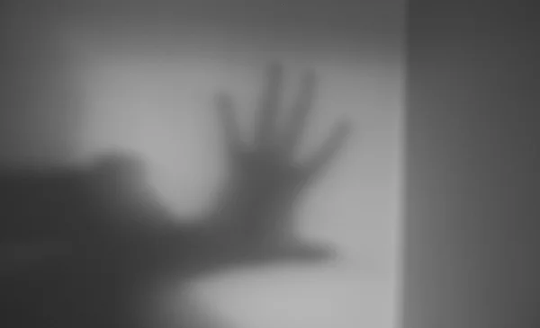 Repartidor escapa aterrorizado tras escuchar el llanto de La Llorona en plena noche