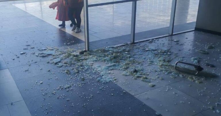 Trabajadores de aseo urbano de El Alto son señalados por daños en la Alcaldía