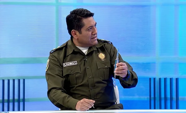 El Alto propone ley para regular la venta de armas blancas