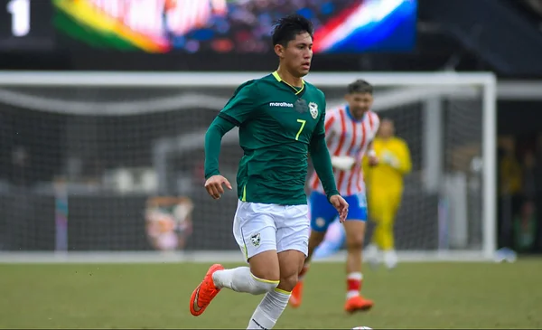 Miguelito y su frustración tras fallar un penal contra Paraguay