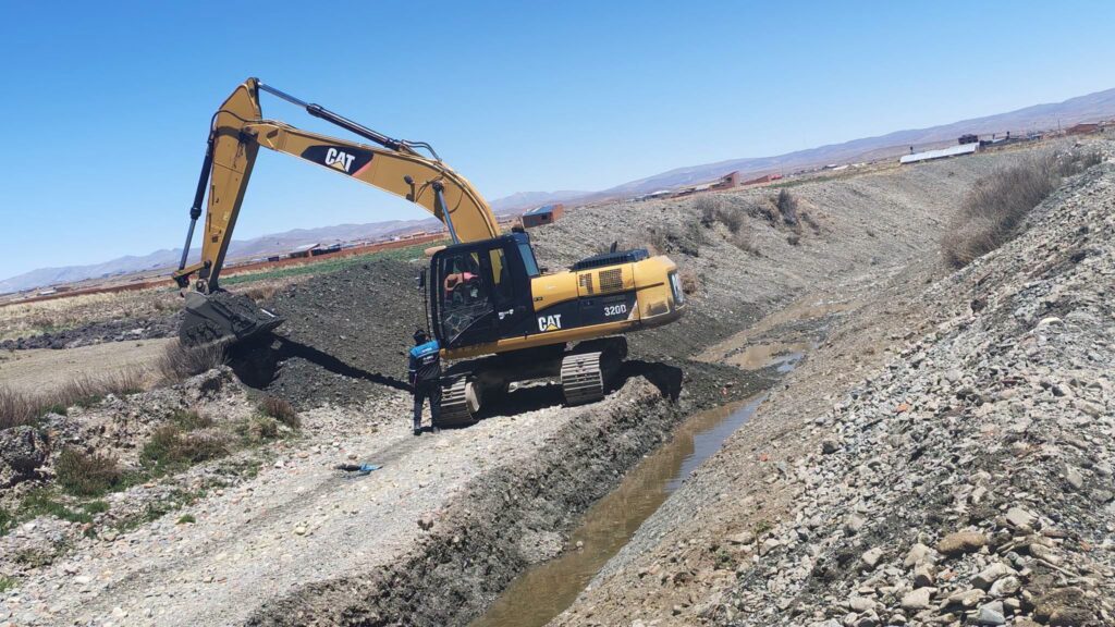 El Alto inicia acciones para prevenir inundaciones en ríos locales