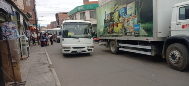 El transporte público en Potosí sigue funcionando a pesar del paro nacional
