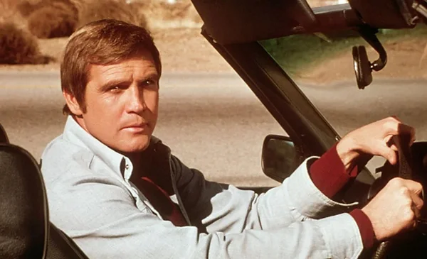 Lee Majors vuelve a ser noticia 50 años después de su papel en ‘The Six Million Dollar Man’