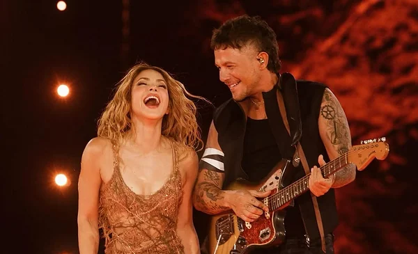 Shakira y Alejandro Sanz reencuentran la magia de "La Tortura" ante 55.000 seguidores en Madrid