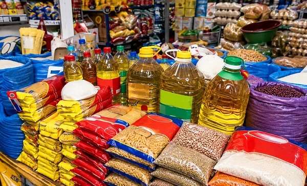 El impacto del dólar en los precios de los alimentos sigue sin notarse en los mercados