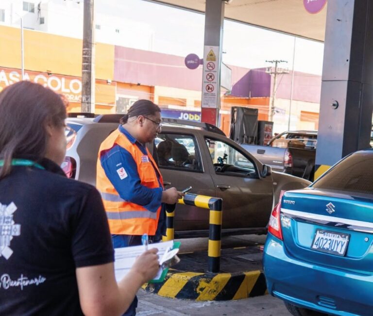 Más de 1.300 vehículos bloqueados por cargas irregulares de combustible