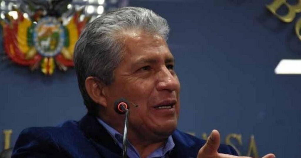 Viacha: Fiscalía investiga denuncia del Ejército contra Edmundo Novillo