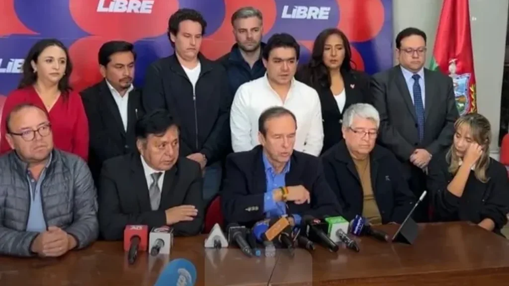Divisiones Marcan el Primer Año de Libre en la Asamblea Legislativa