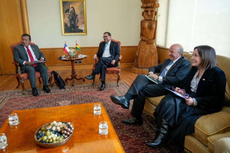 Bolivia y Chile retoman diálogos bilaterales previo a visita de Kast