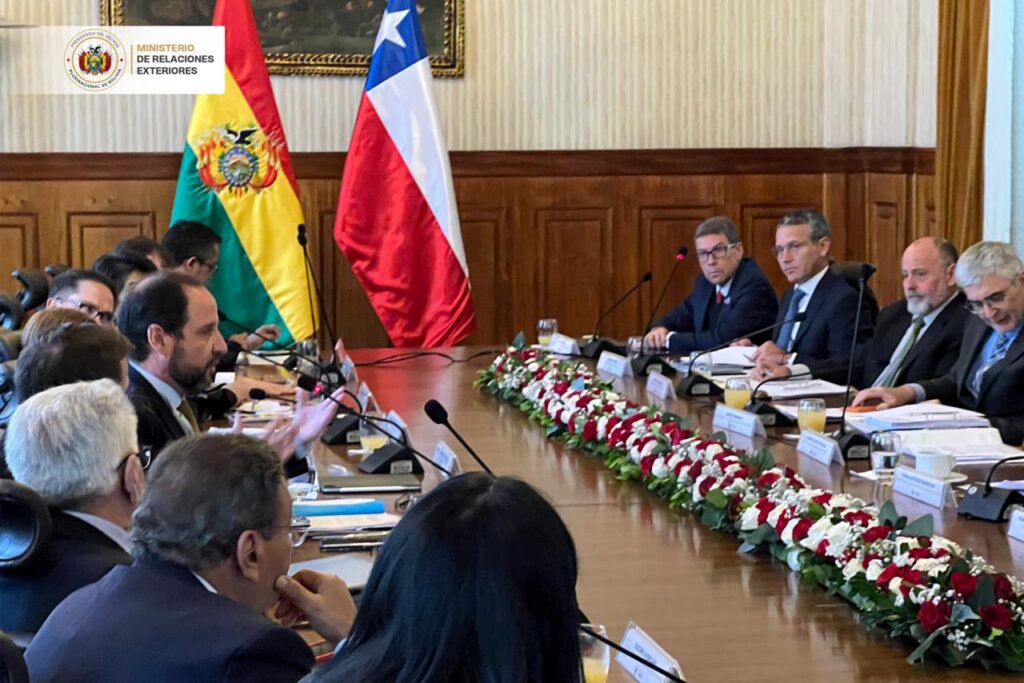 Chile y Bolivia establecen diálogo para reforzar comercio y seguridad
