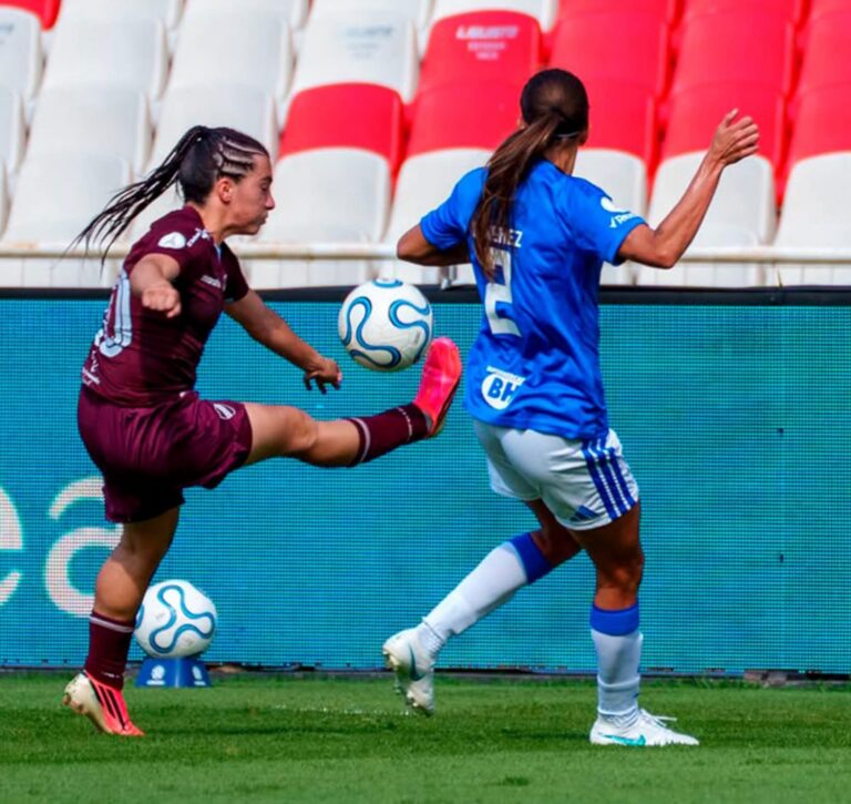 Bolívar sufre derrota ante Cruzeiro y complica su paso en la Libertadores Femenina