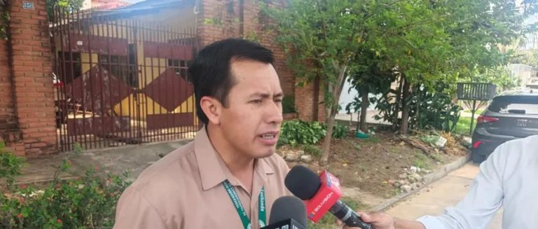 Maestros urbanos de Bolivia convocan a un paro nacional de 24 horas