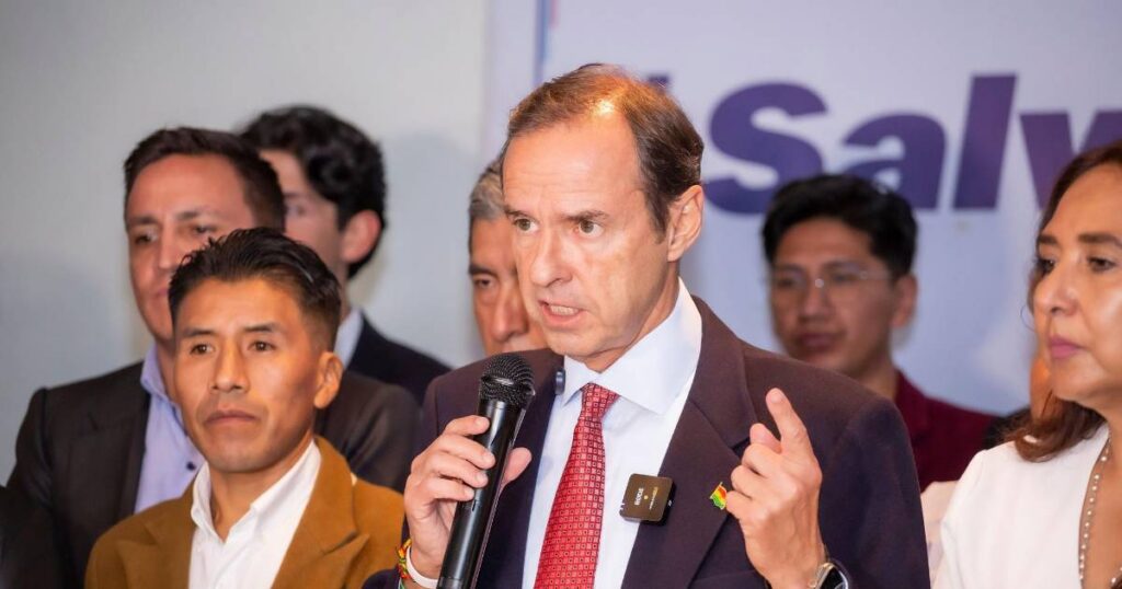 Senador de Libre asegura que Tuto Quiroga hubiera enfrentado la corrupción de inmediato