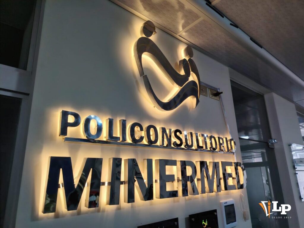 Inauguración del Policonsultorio Médico Minermed en Oruro: Un nuevo enfoque en salud accesible