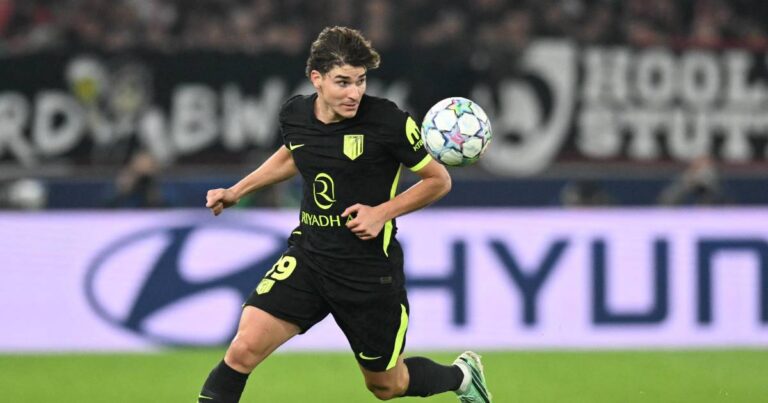 Julián Álvarez pide disculpas a la afición del Atlético de Madrid