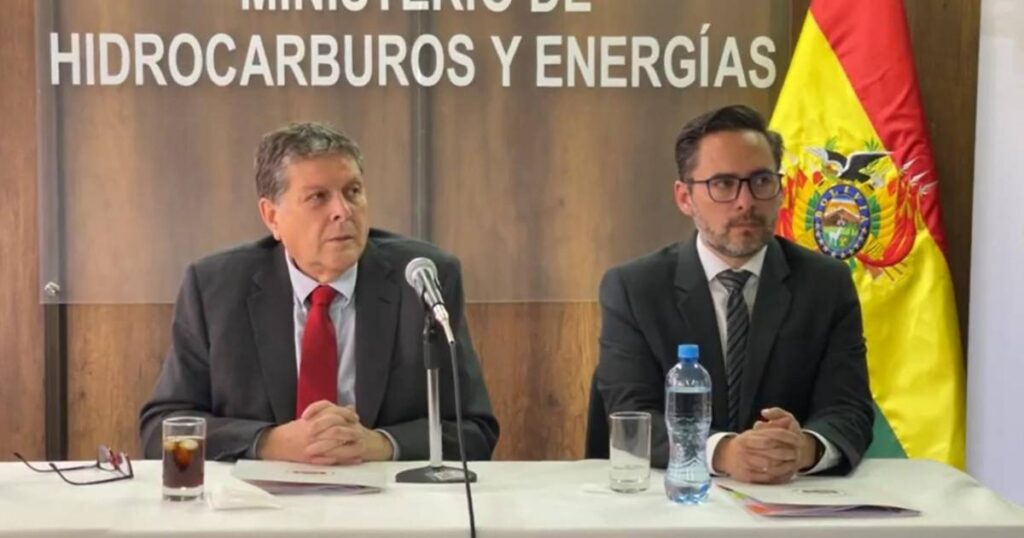 El Ministro de Hidrocarburos alerta sobre el acopio ilegal de gasolina