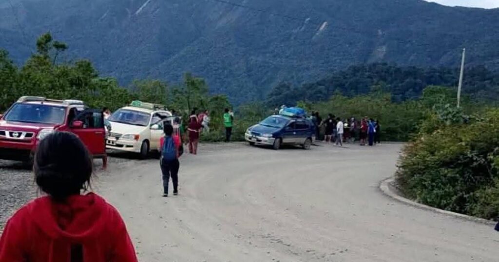 Accidente de Los Chicos Fieles deja a músicos heridos en La Paz