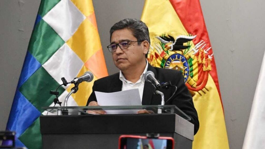 El Gobierno acusa a Montaño de usurpación de funciones y advierte sobre su detención