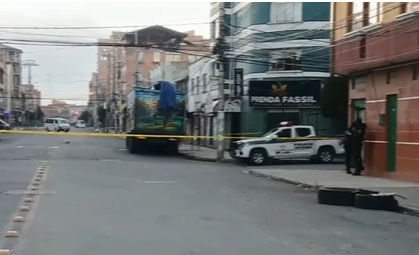 Tres fiscales detenidos en la Felcn de El Alto tras operativos