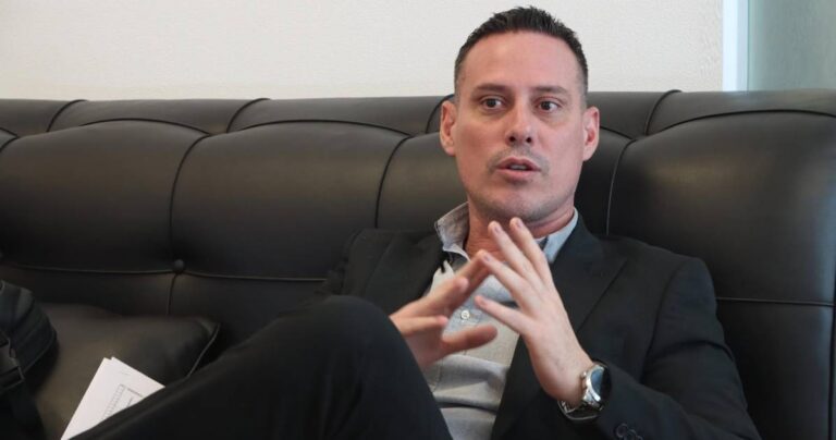 Rafael López se pronuncia tras restricción de visa de EEUU