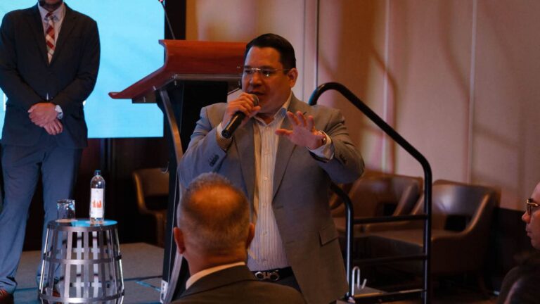 Subsecretario estadounidense critica la independencia de la Fiscalía en Bolivia