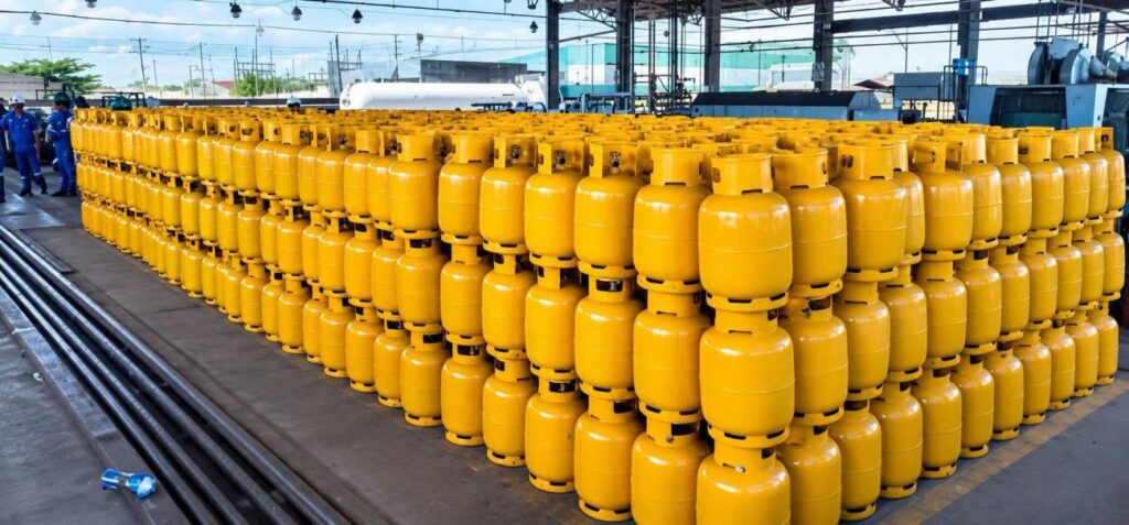 YPFB lanza sistema de rastreo para controlar garrafas de GLP